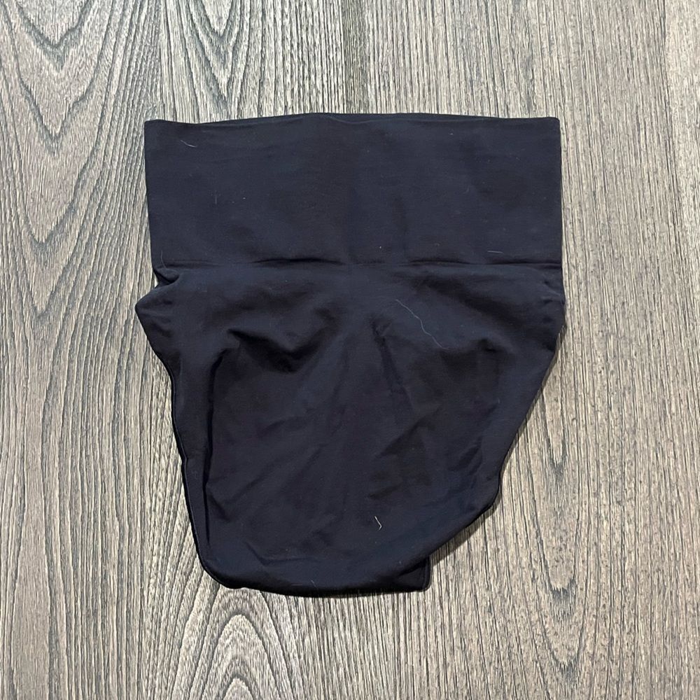 NWOT Skims Core Control Brief - Size S/M - Picture 2 of 3